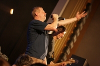 107948_s.jpg